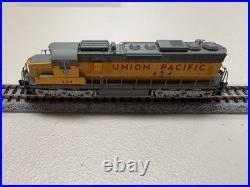 2 Atlas N Scale SD-24 Locomotives, With DCC (Sound In 424) And Knuckle Couplers
