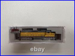 2 Atlas N Scale SD-24 Locomotives, With DCC (Sound In 424) And Knuckle Couplers