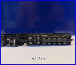 Athearn Challenger 4-6-6-4 N Scale DC #3985 UP