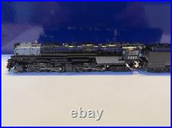 Athearn Challenger 4-6-6-4 N Scale DC #3985 UP