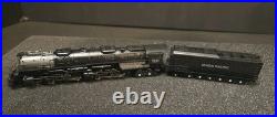 Athearn Challenger 4-6-6-4 Union Pacific 3985 N Scale Locomotive See Details