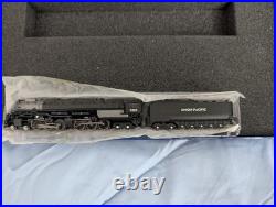 Athearn N RTR Union Pacific 4-6-6-4 Challenger DCC Ready # 3985 Steam Locomotive