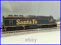 Athearn N Scale EMD F45 Santa Fe Unit #5921 Freight Y&B DCC & Sound ATH15173