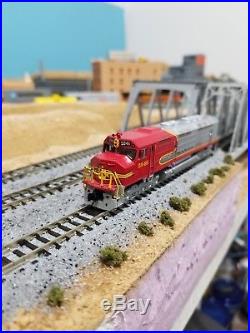 Athearn N Scale Santa Fe ATSF FP-45 #5946 DCC With Sound