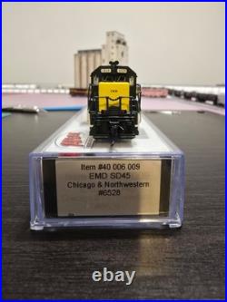 Atlas 40006009 N Master Gold Chicago & North Western SD45 #6528 withDCC and Sound