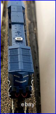 Atlas C39-8 Conrail #6025 N-Scale withDCC (no sound) See Video