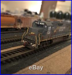Atlas N scale Seaboard System GP38-2 #525 with DCC & sound