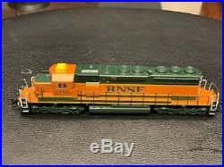 BNSF nscale locomotive SD-40 With DCC SOUND