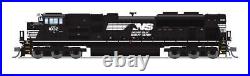 Broadway Limited 7020 N NS Black & White SD70ACe Diesel Locomotive #1032