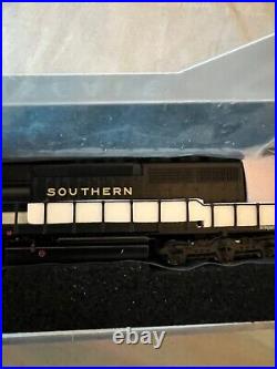 Broadway Limited Imports EMD SD40-2 Southern #3225 NIB DCC Sound Lighted Rare