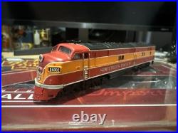 Broadway Limited N Scale 3035 Southern Pacific E7 A With DCC/ And Unpowered B