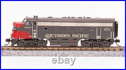 Broadway Ltd 7760 N Scale SP EMD F7 AB Bloody Nose Diesel Locomotive #6233/8148