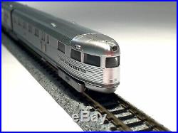 Con-Cor N DCC/Sound CB&Q Burlington 1934 Pioneer Zephyr 9900 & Extra Cars