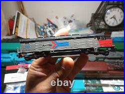 KATO N scale SDP40F Amtrak Ph. 1 501 with PRR Corrugated Set C & Amtrak Cars