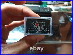 KATO N scale SDP40F Amtrak Ph. 1 501 with PRR Corrugated Set C & Amtrak Cars