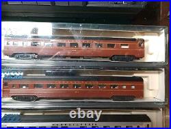 KATO N scale SDP40F Amtrak Ph. 1 501 with PRR Corrugated Set C & Amtrak Cars