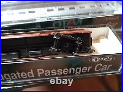 KATO N scale SDP40F Amtrak Ph. 1 501 with PRR Corrugated Set C & Amtrak Cars