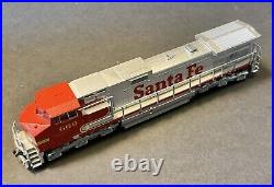 KATO n scale GE C44-9W locomotive 669 Santa Fe DCC with sound