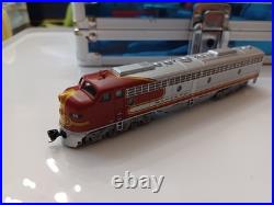 Kato DCC Sound Lights E8 Santa Fe Diesel Locomotive