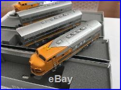 Kato Santa Fe F7 Abba 176-2125&176-2212 (yellow Bonnet) Dcc&sound