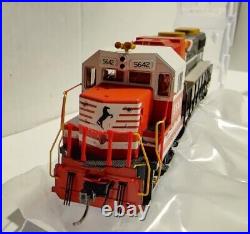 MTH HO Scale 85-2054-1 GP38-2 locomotive N&S 5642 First Responders DCC sound