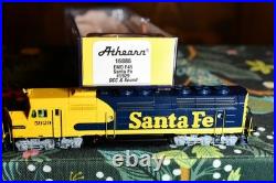 N Scale-ATHEARN 16886 Santa Fe EMD F45 Diesel Locomotive DCC & Sound #5929 EX