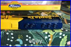 N Scale-ATHEARN 16886 Santa Fe EMD F45 Diesel Locomotive DCC & Sound #5929 EX