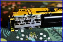 N Scale-ATHEARN 16886 Santa Fe EMD F45 Diesel Locomotive DCC & Sound #5929 EX
