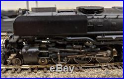 N Scale Athearn Challenger Union Pacific Locomotive with DCC and Tsunami Sound