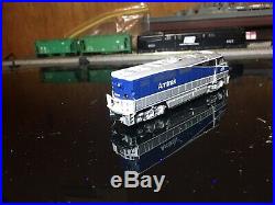 N Scale Athearn F59PHI With DCC And Sound And 4 Car Kato Superliner Phase 4b Set