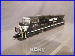 N Scale Athearn Norfolk Southern Sd70m Locomotive DCC Sound
