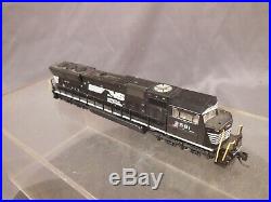 N Scale Athearn Norfolk Southern Sd70m Locomotive DCC Sound