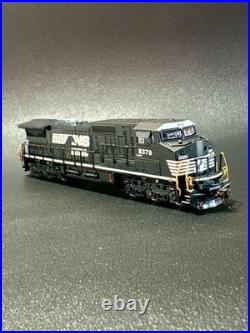N Scale Bachmann GE DASH 8-40CW #8379 DCC+SOUND VALUE LNIB