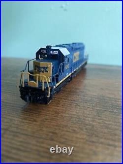 N Scale CSX SD40-2 Locomotive With Sound & DCC Equipped Paragon Diesel Cab #8043