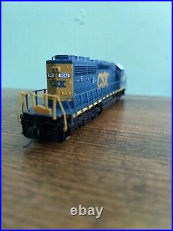 N Scale CSX SD40-2 Locomotive With Sound & DCC Equipped Paragon Diesel Cab #8043