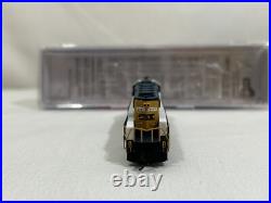 N Scale Intermountain DCC Sound Equipped CSX SD40-2 #8833