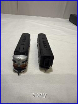 N Scale Paragon3 SP Southern Pacific EMD F7B #8205 DCC/DC Sound 3813&3812