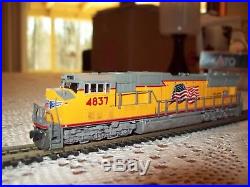 N scale Kato Union Pacific SD70M withDCC Sound decoder