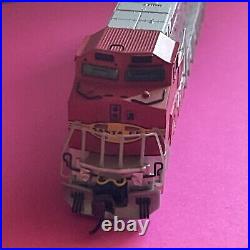 New! Bachmann N-Scale 67352 GE Dash-840CW Santa Fe DCC WithSound