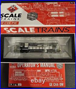 New Scaletrains Rivet Counter N Scale GE C40-9 DCC /Sound NS #8786 SXT38527