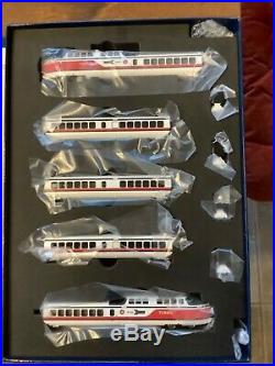 Rapido N Scale 520503 Early Amtrak Turbotrain DCC & Sound