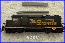 ScaleTrains EMD GP30 Phase 1d RioGrande #3014 Billboard Lettering DC Sound
