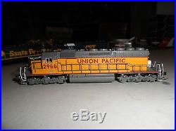Union Pacific SD40-2 with DCC & SOUND + Ditch Lights