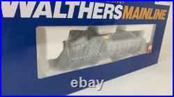 Walthers Mainline HO Scale EMD GP9 Santa Fe 714 DCC & Sound (N)